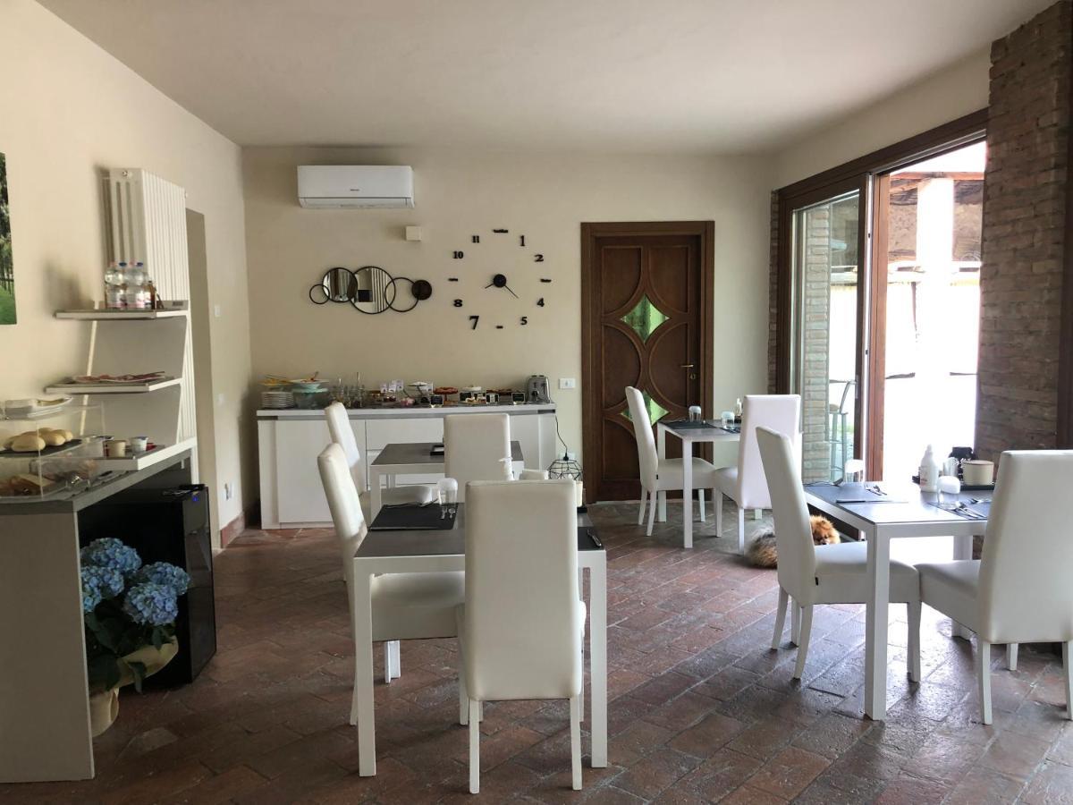 La Terrazza Sulle Vigne B&B Corte Franca Exterior photo