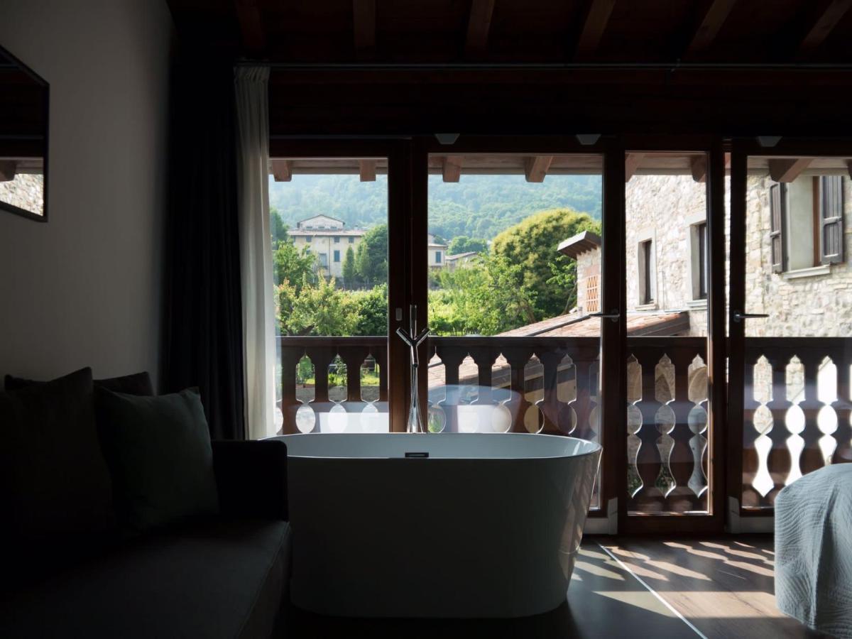 La Terrazza Sulle Vigne B&B Corte Franca Exterior photo