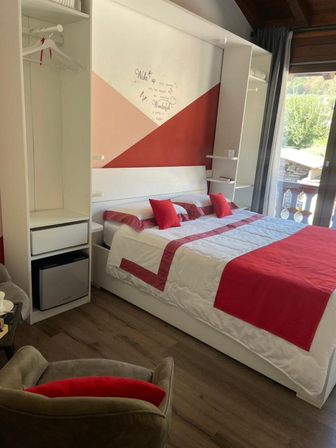 La Terrazza Sulle Vigne B&B Corte Franca Exterior photo