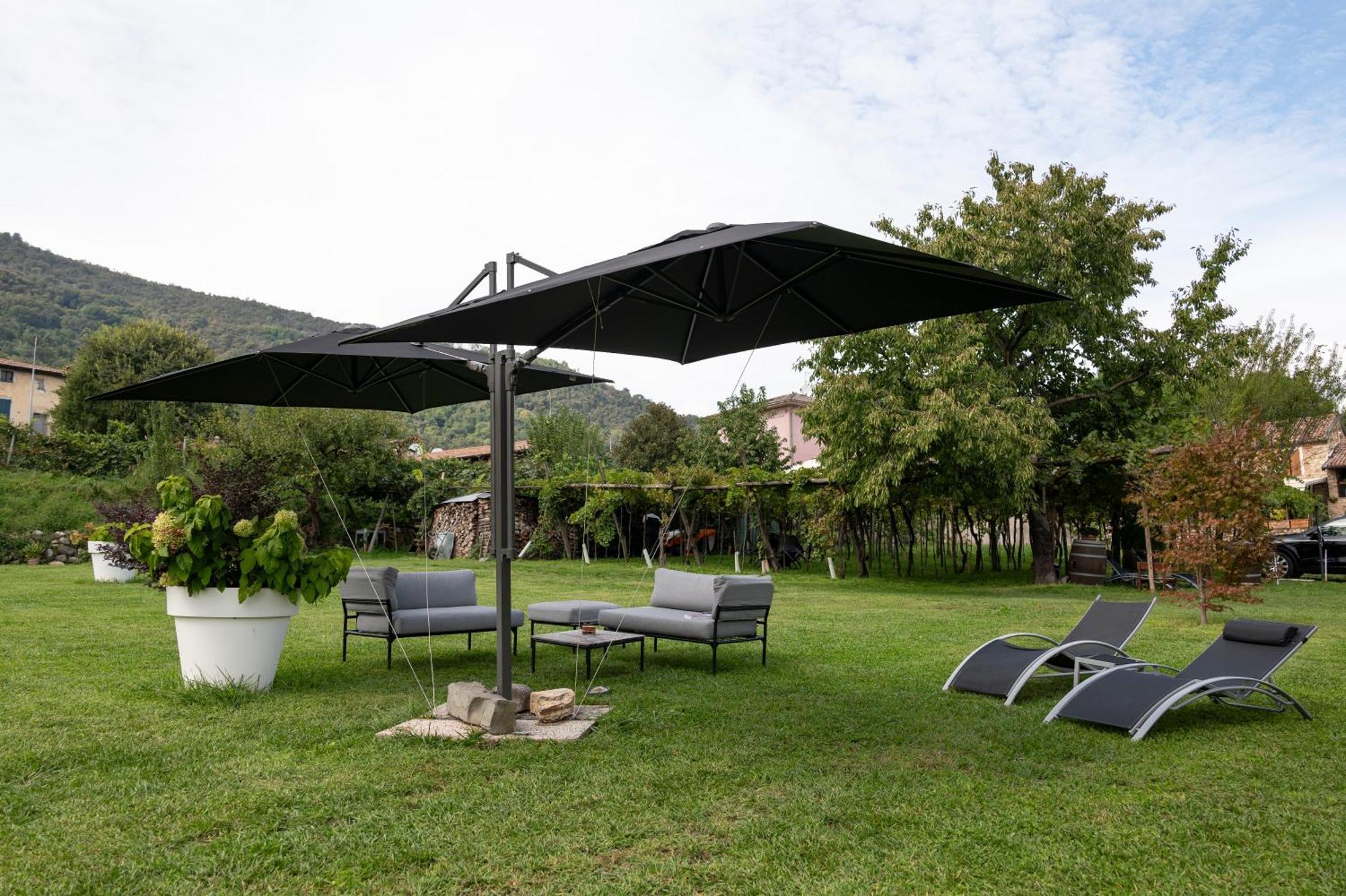 La Terrazza Sulle Vigne B&B Corte Franca Exterior photo